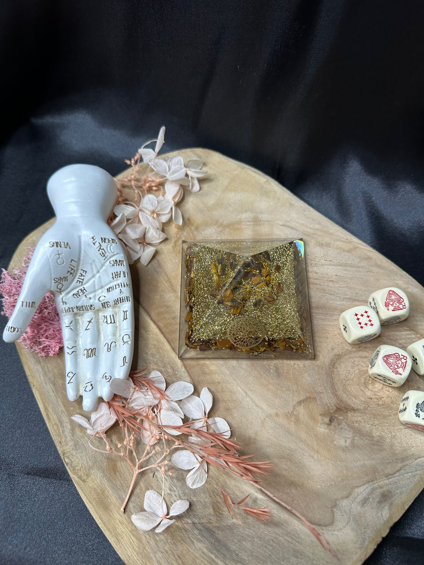 Orgonite Pyramide Oeil de Tigre & Arbre de Vie - Protection & Force