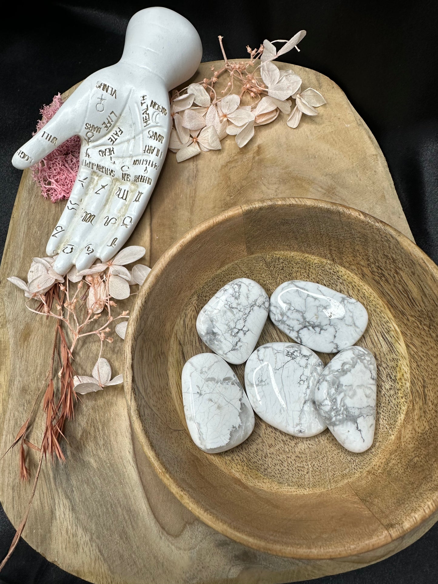 Pierre Plate en Howlite - Apaisement & Patience