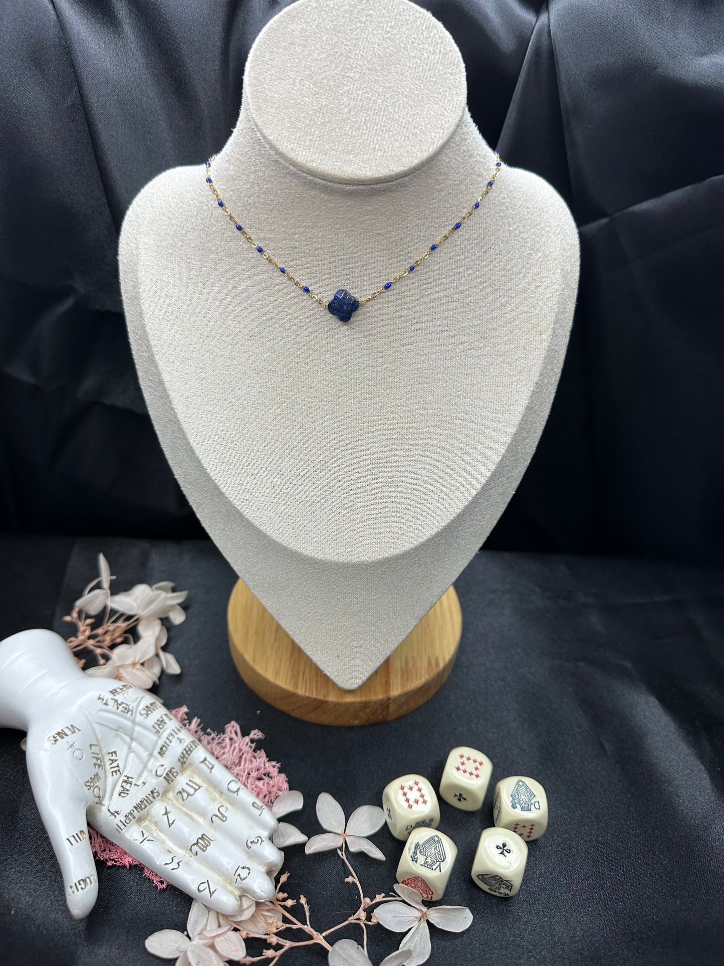 Collier Ras de Cou en Acier Inoxydable "Trèfle"