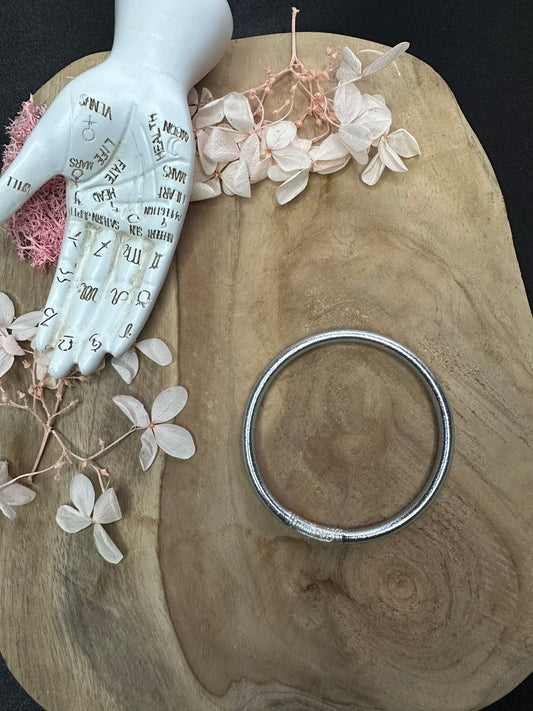 Bracelet Jonc Bouddhiste Traditionnel – Chance & Prospérité